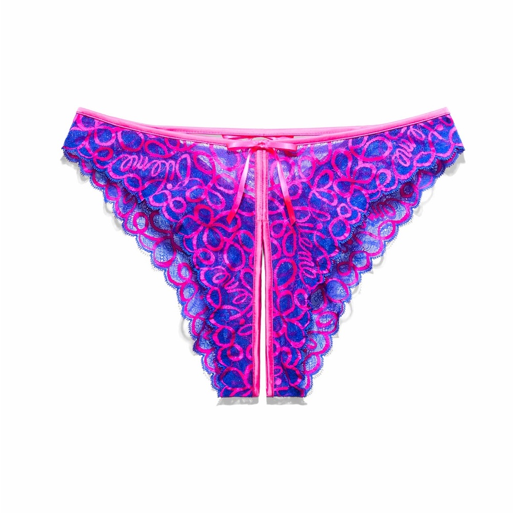 Savage X Fenty Ribbon writing lace crotchless panty NWT